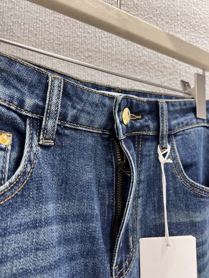 Ce1i*e jeans